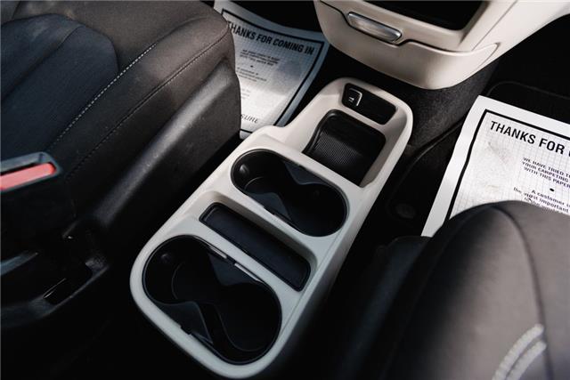 2023 Chrysler Voyager