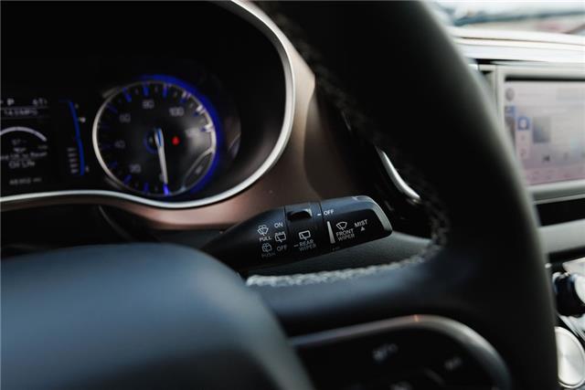 2023 Chrysler Voyager