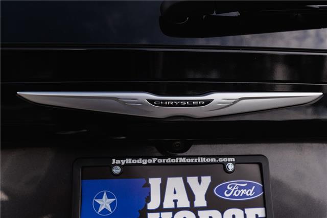 2023 Chrysler Voyager