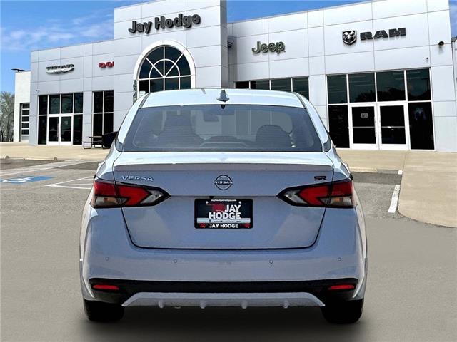 2025 Nissan Versa