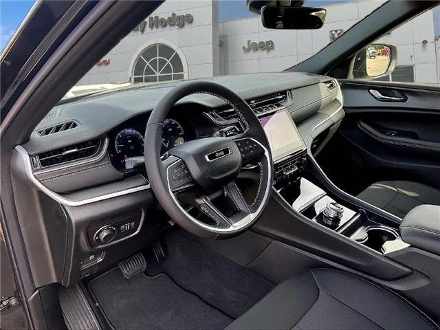 2027 Jeep Grand Cherokee