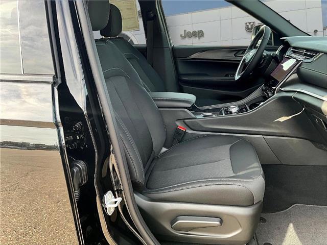 2027 Jeep Grand Cherokee