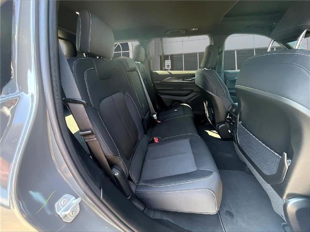 2027 Jeep Grand Cherokee
