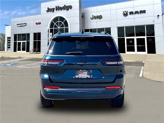 2027 Jeep Grand Cherokee L