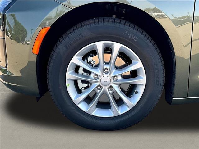 2027 Chrysler Pacifica