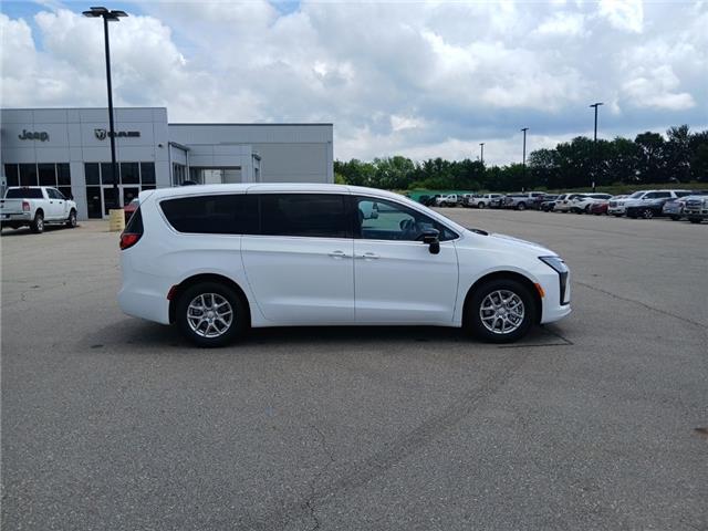 2027 Chrysler Pacifica
