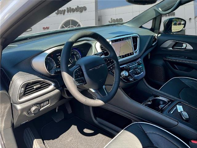 2027 Chrysler Pacifica