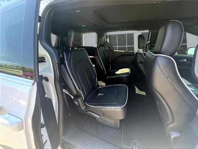 2027 Chrysler Pacifica