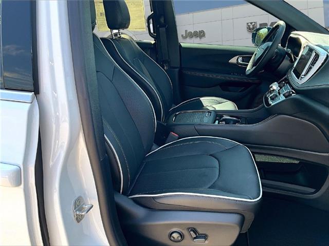 2027 Chrysler Pacifica