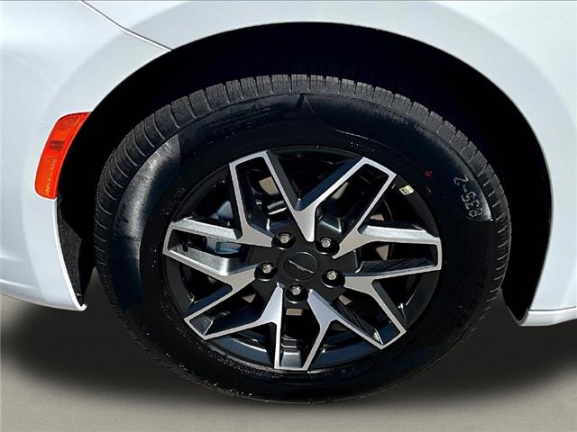 2027 Chrysler Pacifica