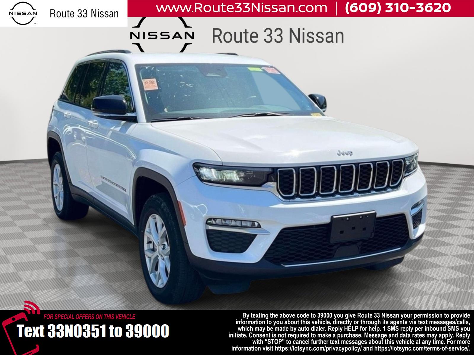 Bright White Clearcoat 2023 Jeep Grand Cherokee SUV / Crossover Four-Wheel Drive Automatic