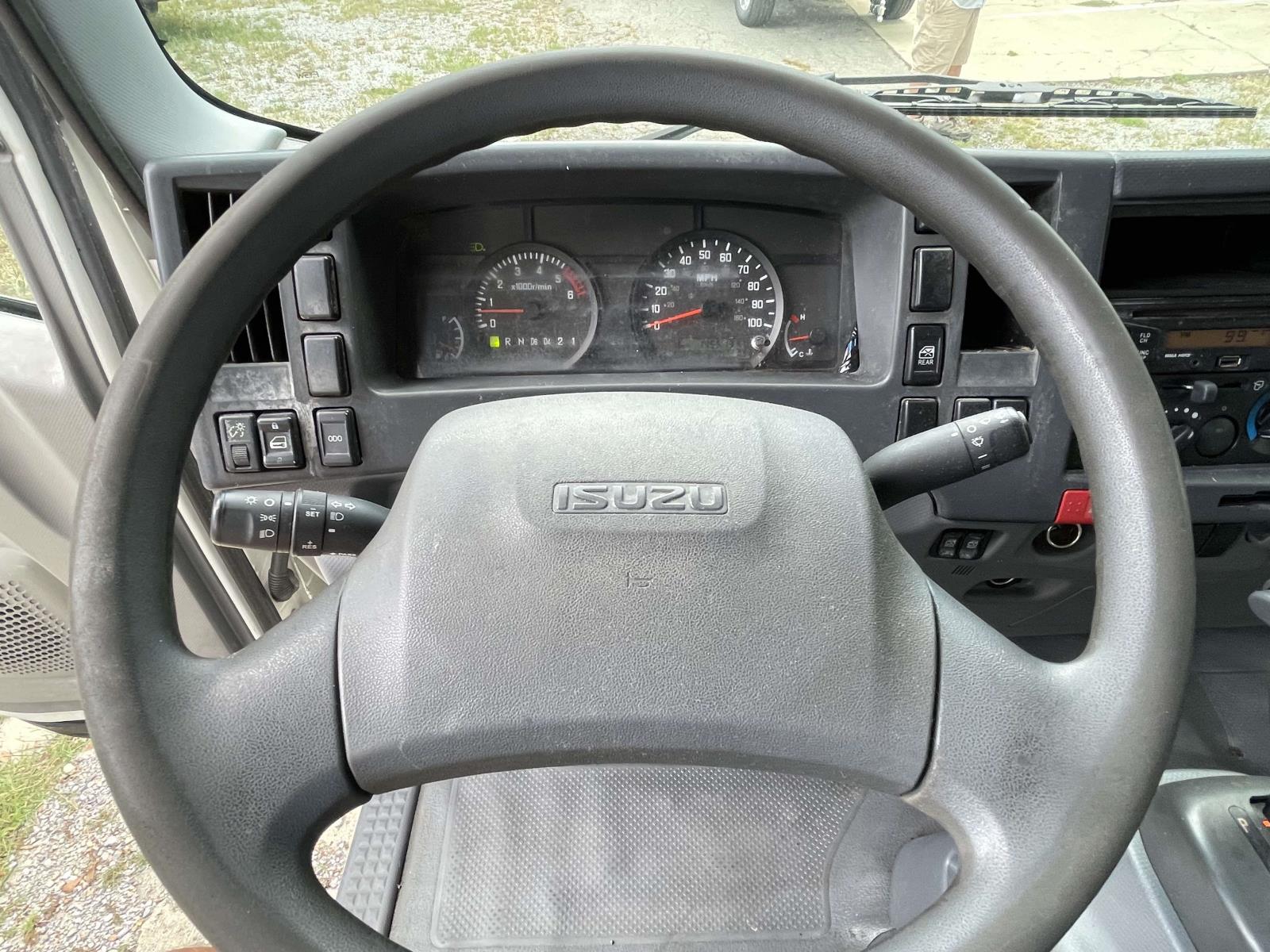 2016 Isuzu NPR - Photo 14