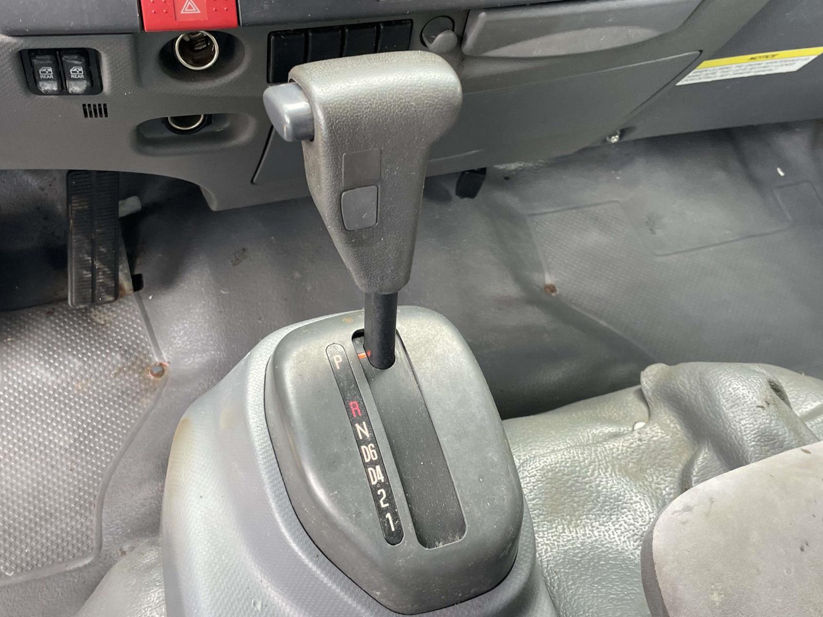 2016 Isuzu NPR - Photo 19