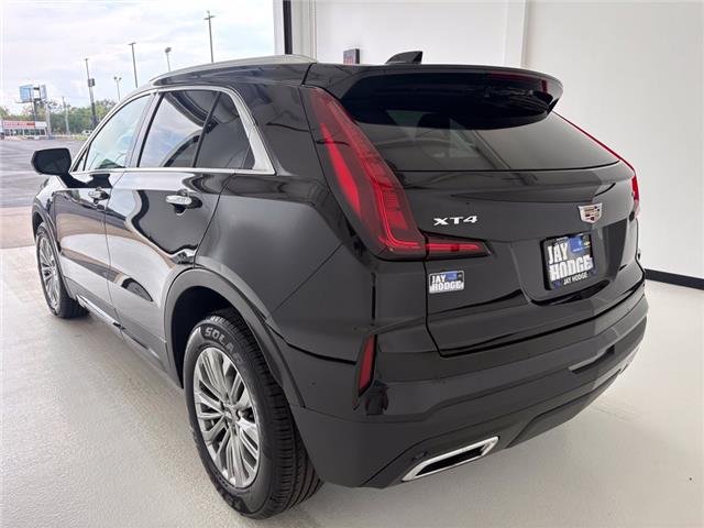 2025 Cadillac XT4