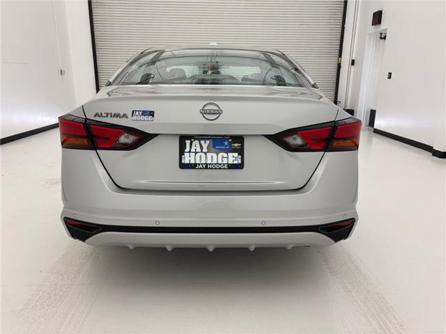 2025 Nissan Altima