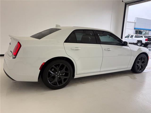 2023 Chrysler 300