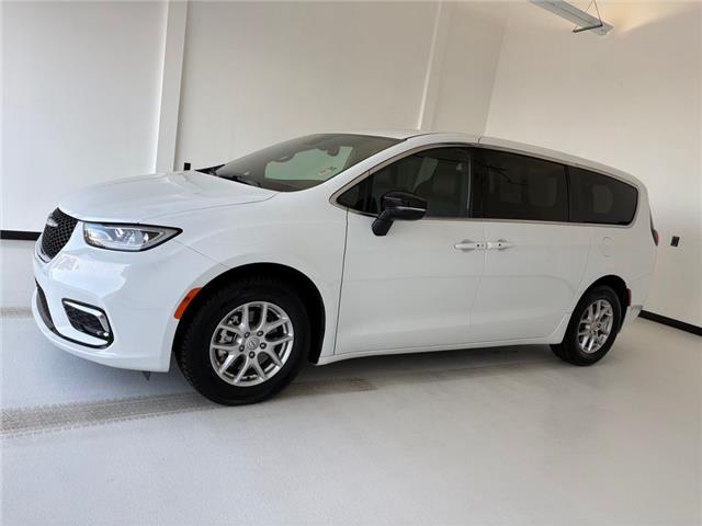 2025 Chrysler Pacifica