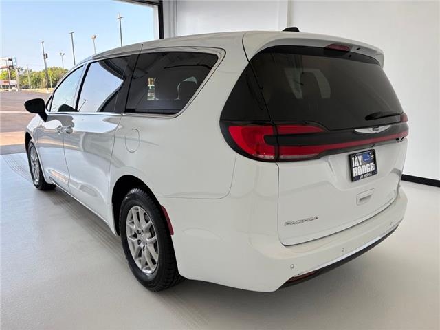 2025 Chrysler Pacifica