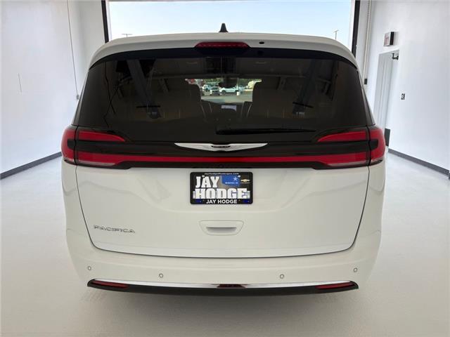 2025 Chrysler Pacifica