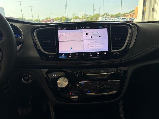 2025 Chrysler Pacifica