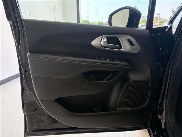 2025 Chrysler Pacifica