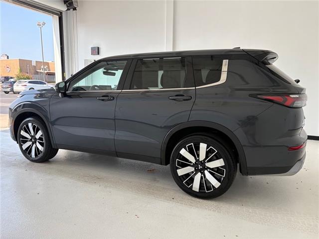 2025 Mitsubishi Outlander