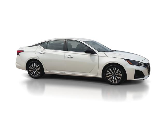 2025 Nissan Altima