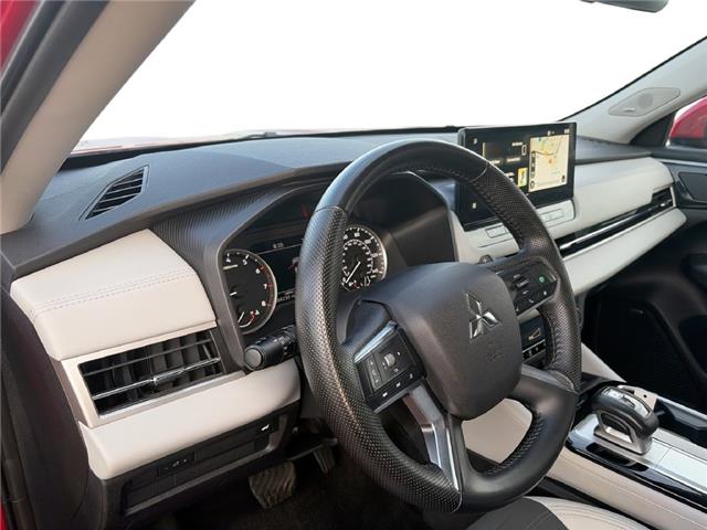 2025 Mitsubishi Outlander