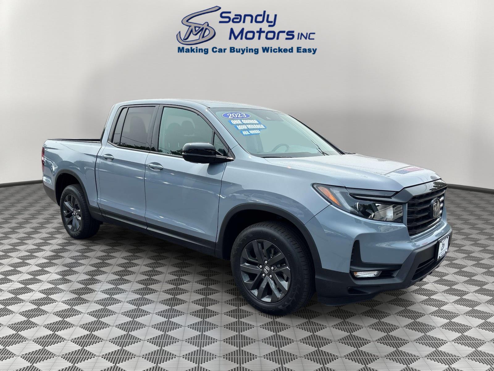 Lunar Silver Metallic 2023 Honda Ridgeline Pickup Truck All-Wheel Drive Automatic
