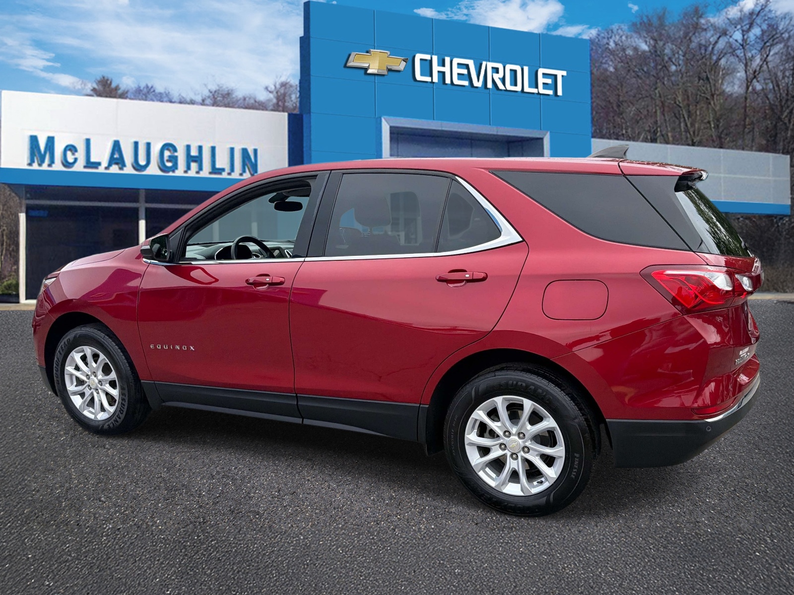 View vehicle photo 3