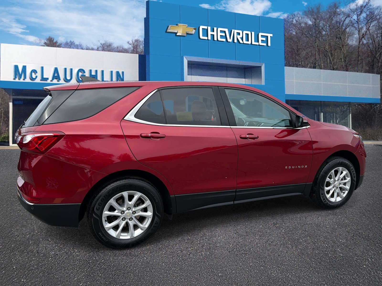 View vehicle photo 4