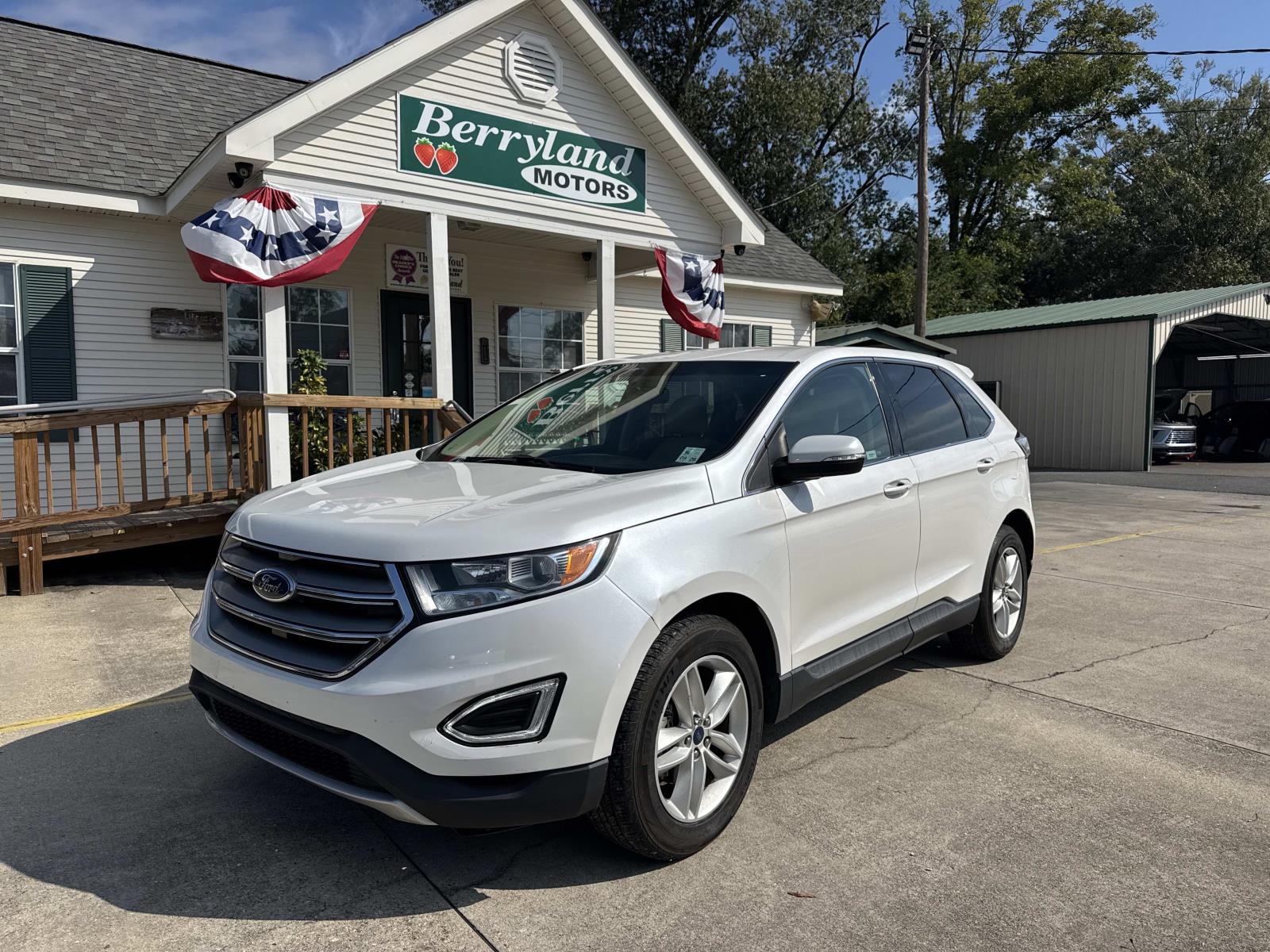 White Platinum Metallic Tri-Coat 2017 Ford Edge SUV / Crossover Front-Wheel Drive Automatic