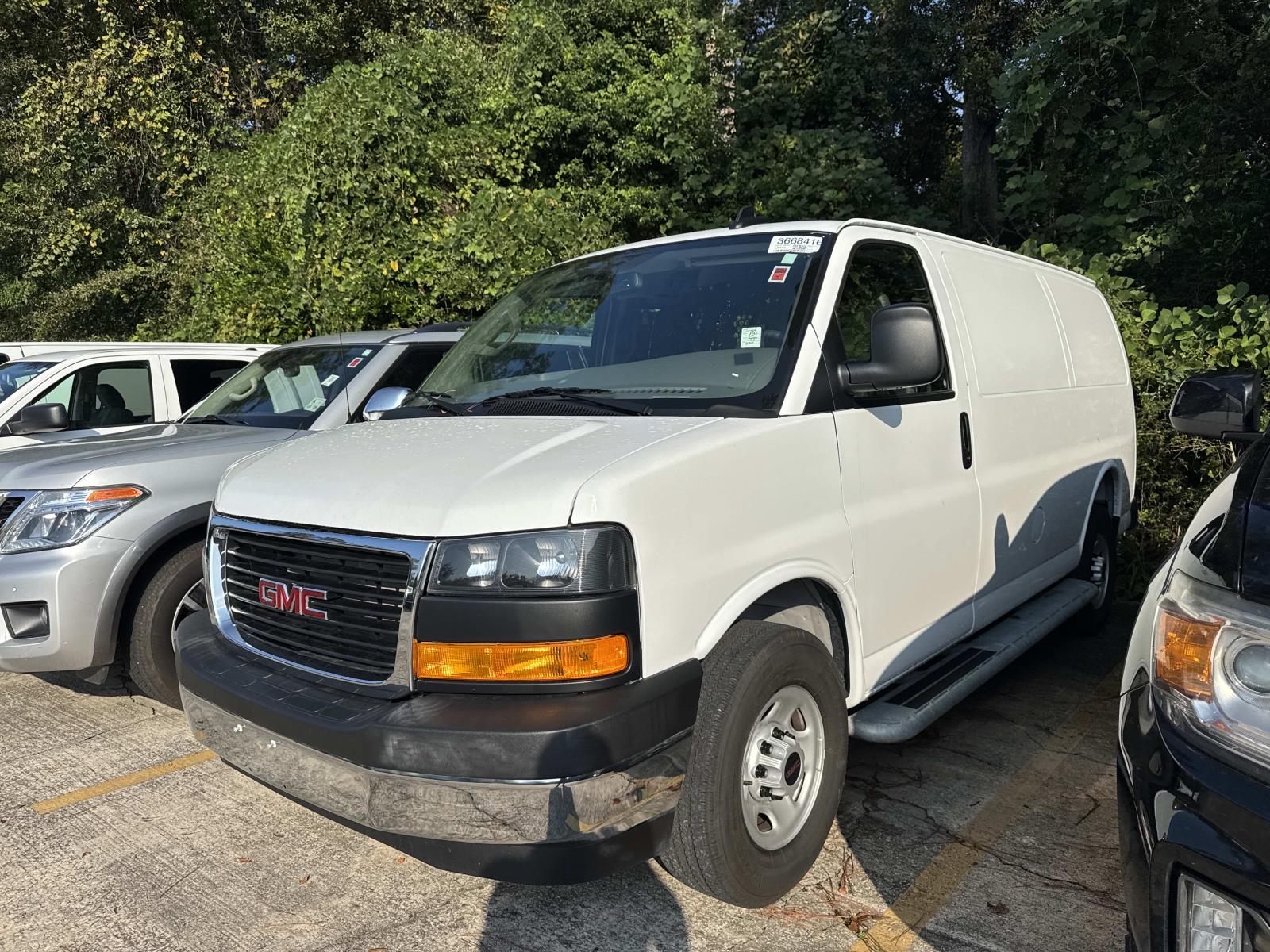 2025 GMC Savana Cargo 2500 RWD