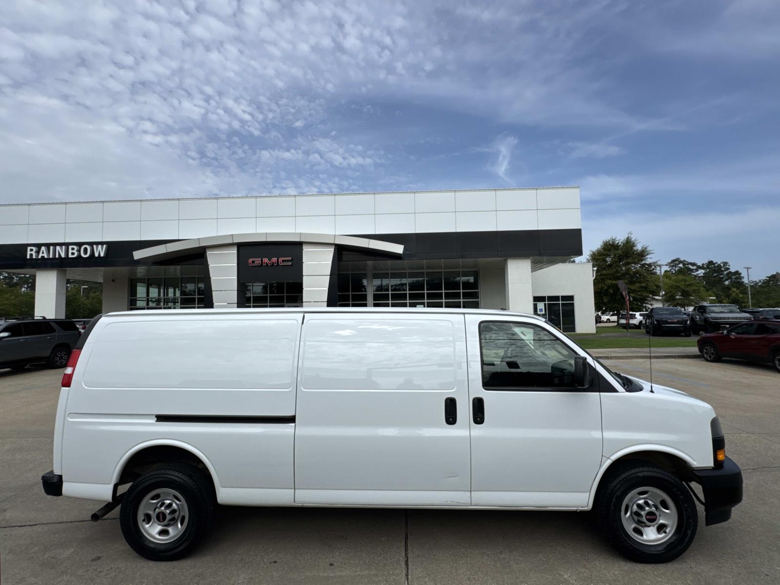 2021 GMC Savana Cargo 2500 Extended RWD