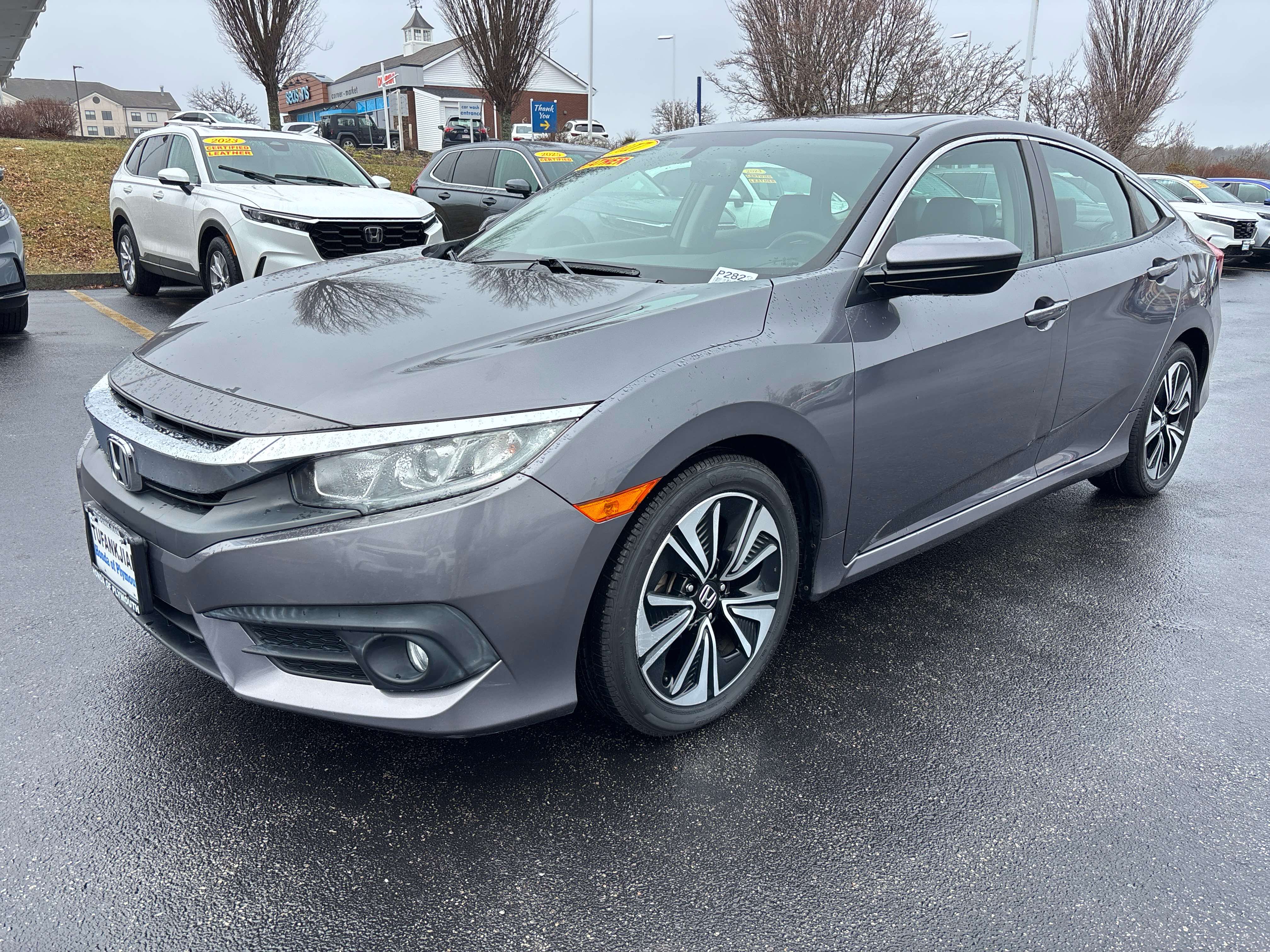 View vehicle photo 5