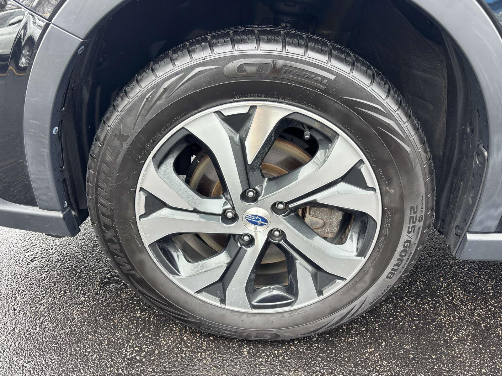 View vehicle photo 7