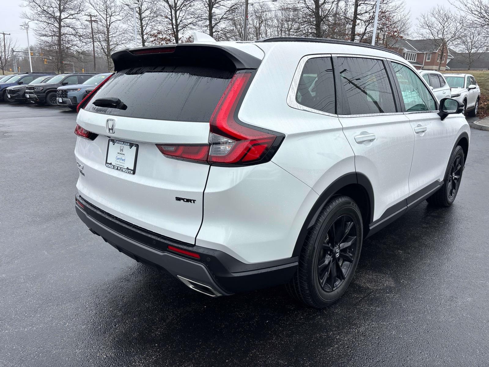 View vehicle photo 3