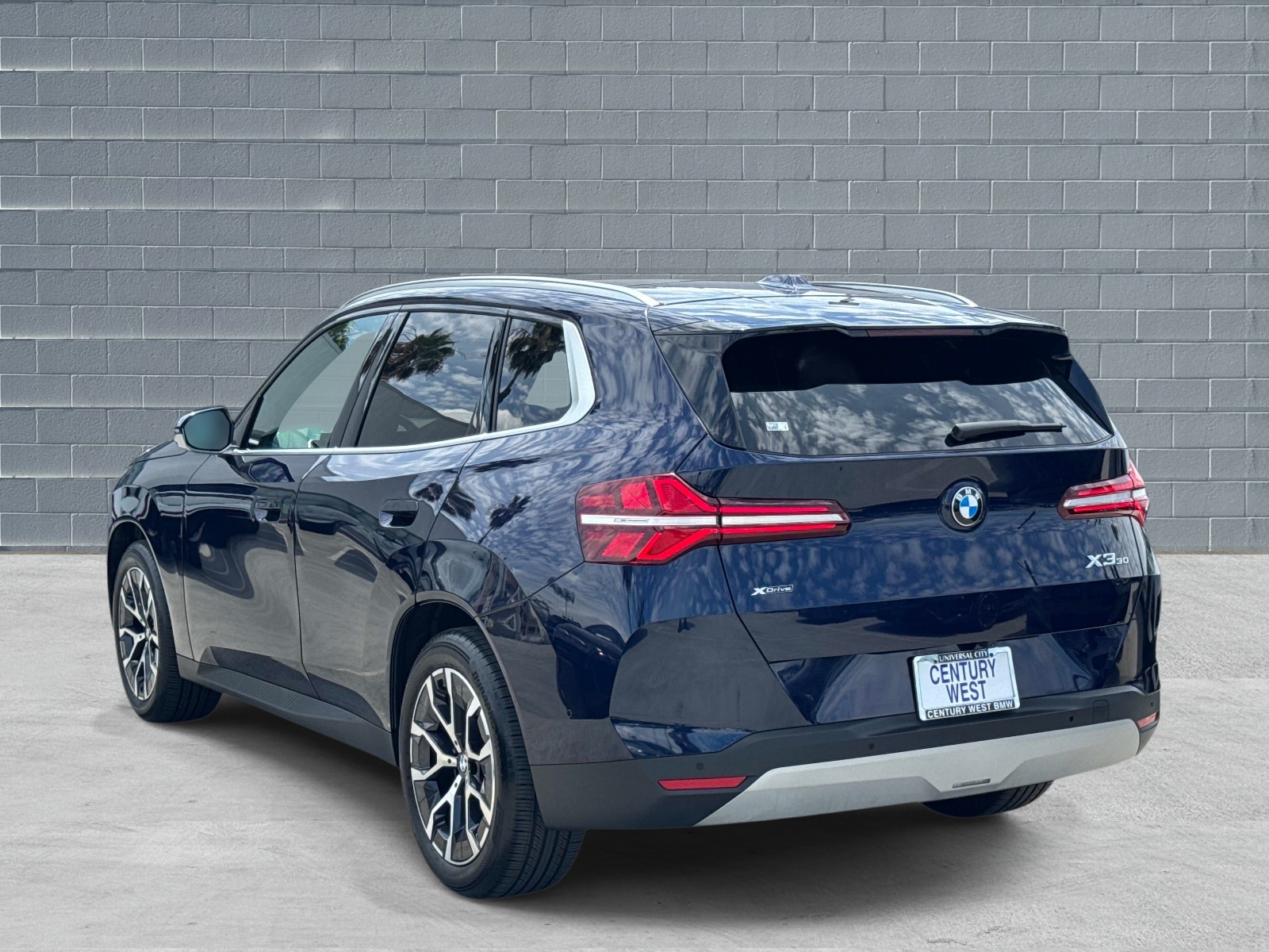 View vehicle photo 3