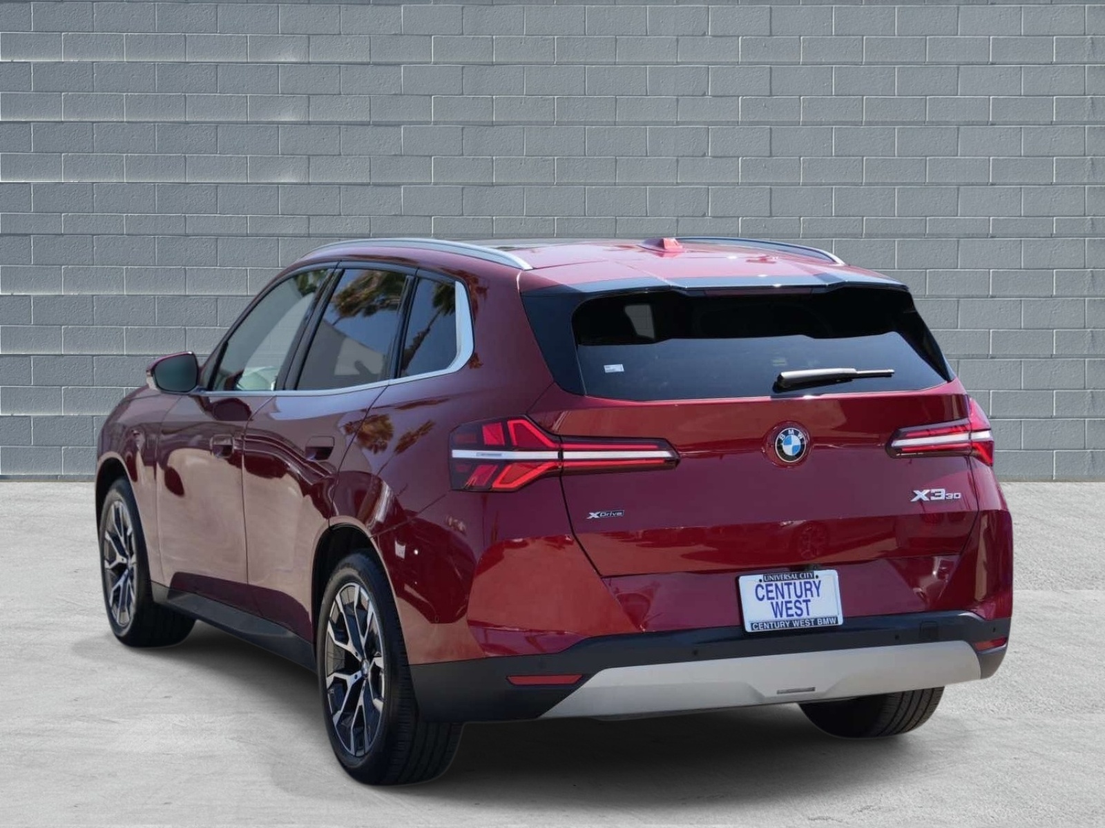 View vehicle photo 4