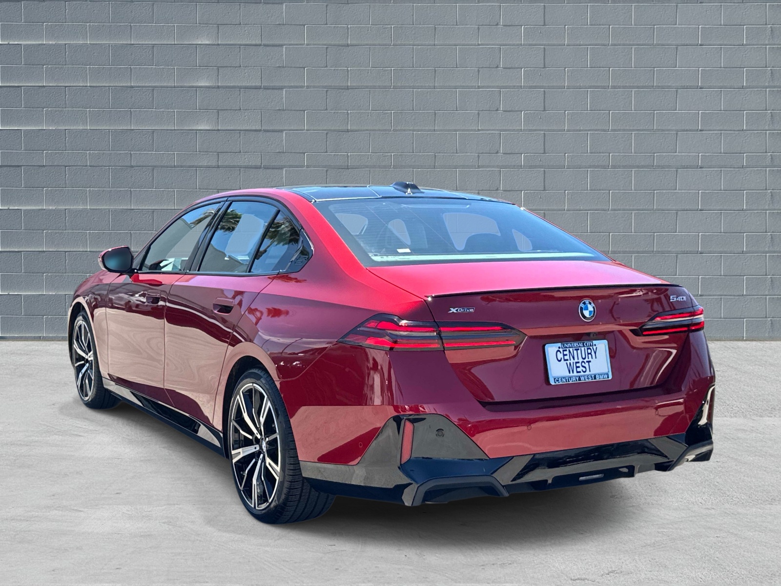 View vehicle photo 3