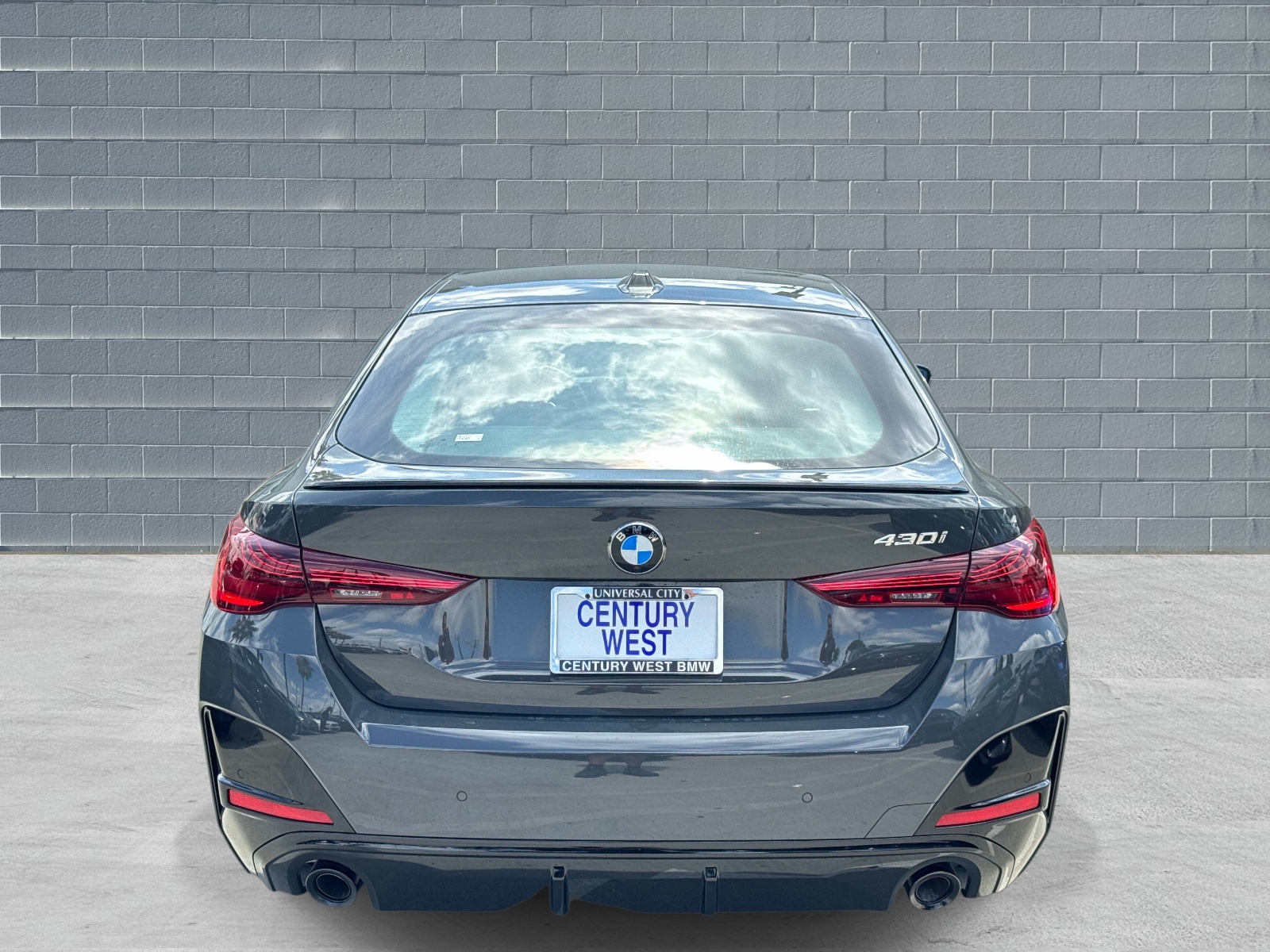 View vehicle photo 4