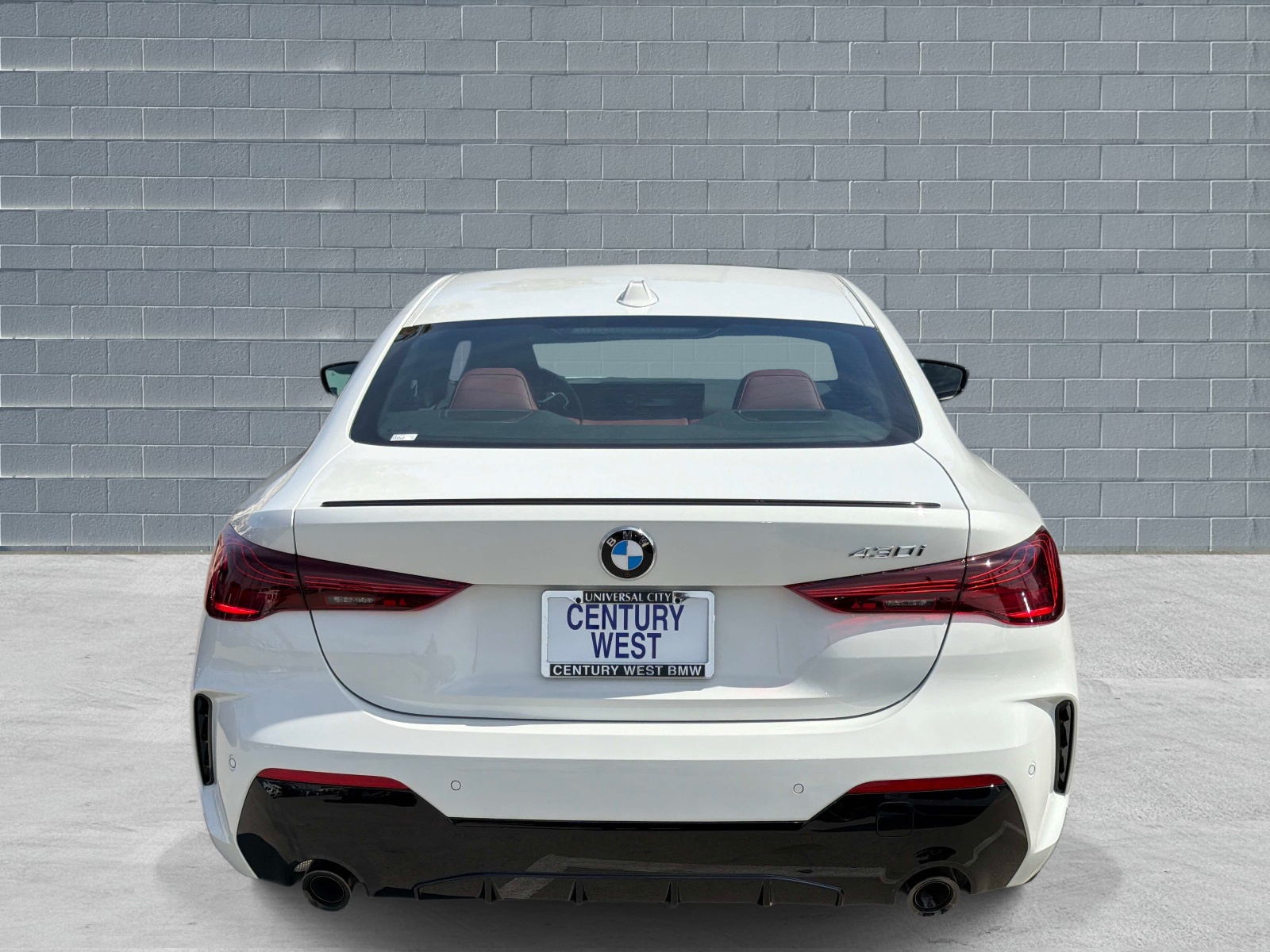 View vehicle photo 4