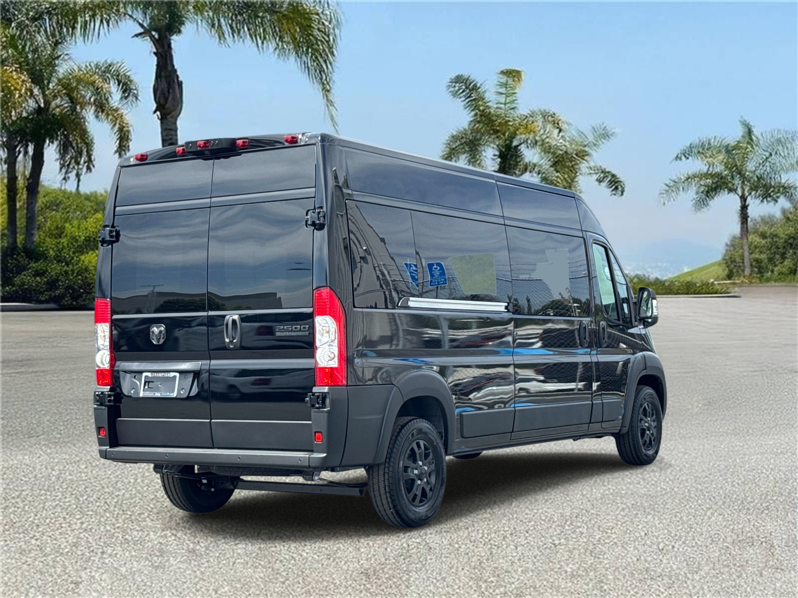 View vehicle photo 4