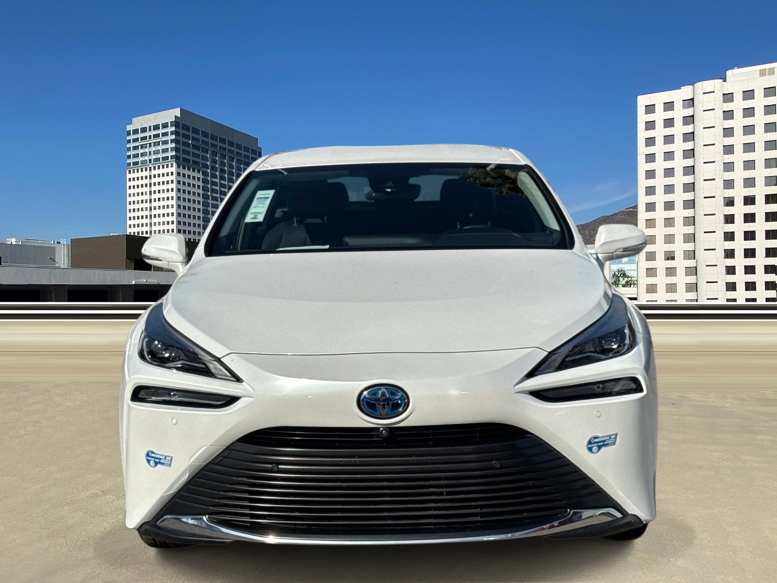 View vehicle photo 2