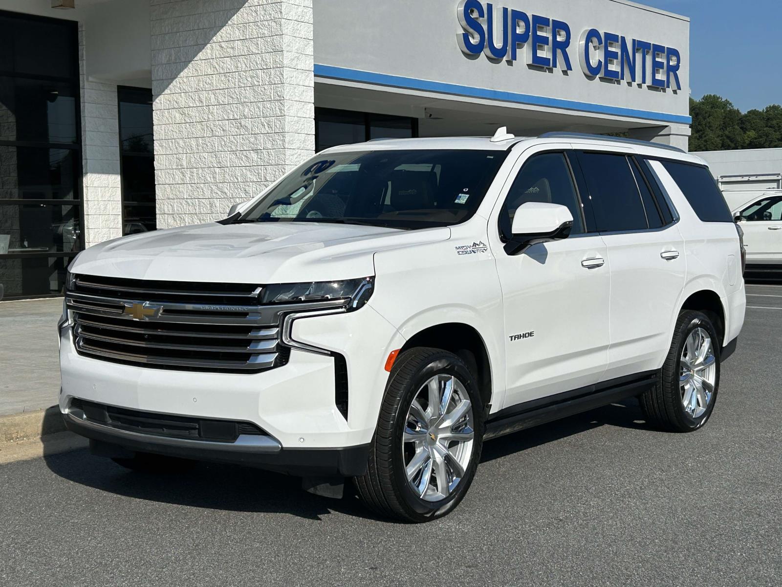 Summit White 2023 Chevrolet Tahoe SUV / Crossover Four-Wheel Drive Automatic