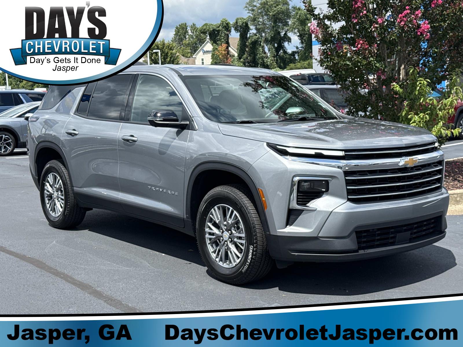 Sterling Gray Metallic 2026 Chevrolet Traverse SUV / Crossover Front-Wheel Drive Automatic