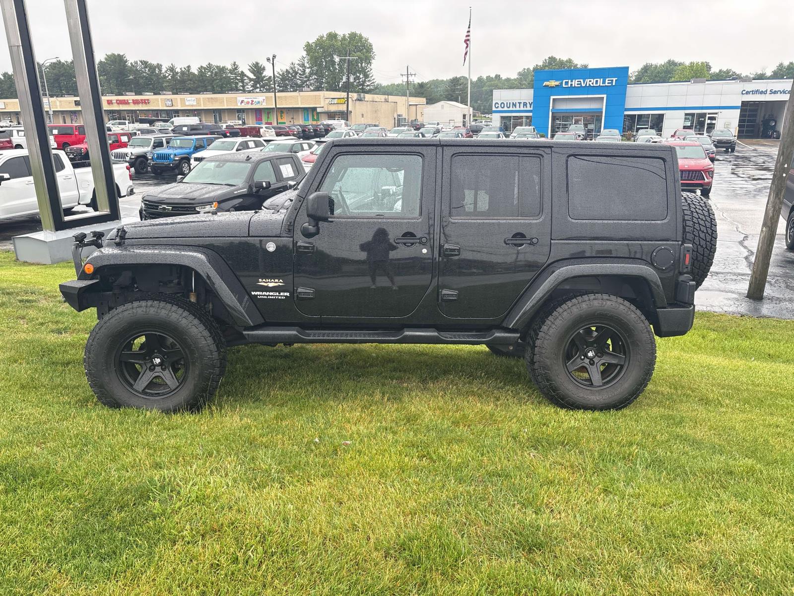 View vehicle photo 2