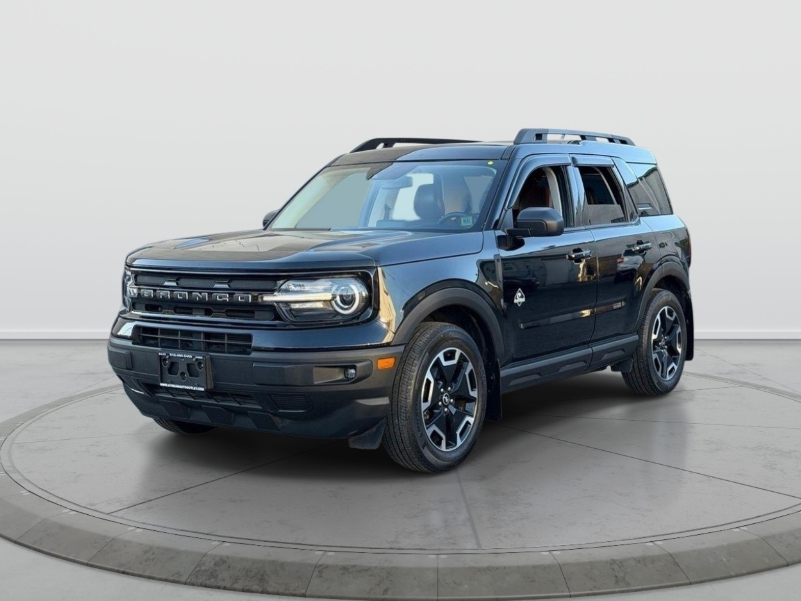 View vehicle photo 2