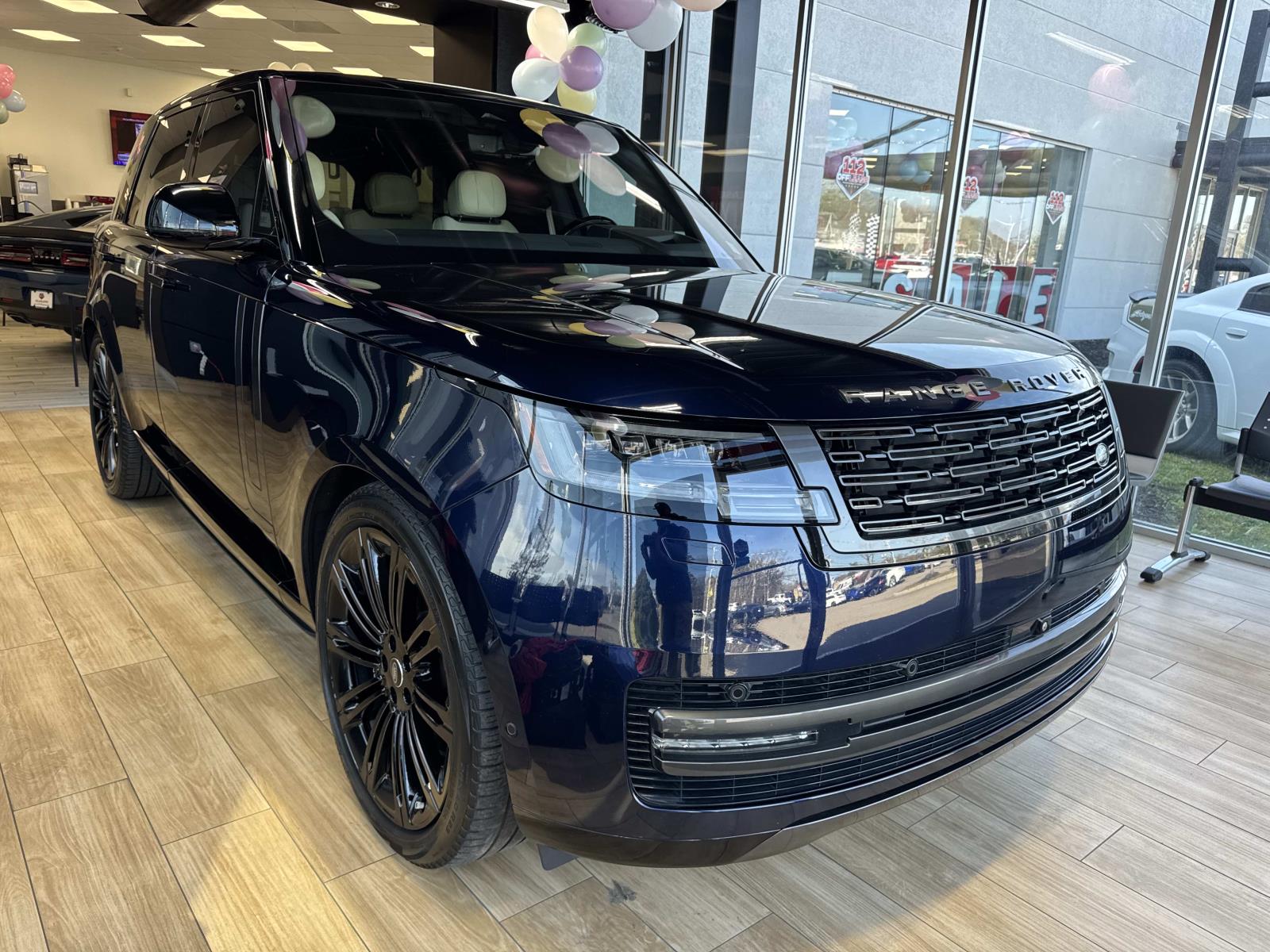 2023 Land Rover Range Rover P530 Autobiography AWD