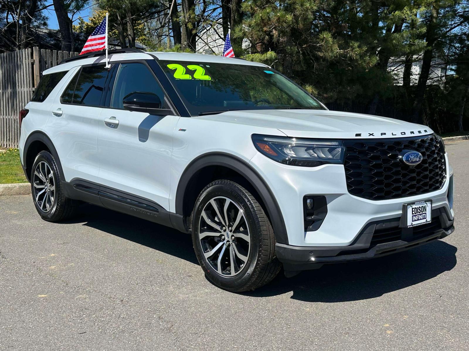 Star White Metallic Tri-Coat 2026 Ford Explorer ST-Line AWD SUV / Crossover All-Wheel Drive Automatic